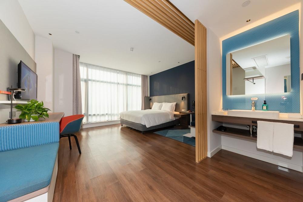 Holiday Inn Express Shanghai Tangzhen By Ihg - 20 Mins To Disney Land Buitenkant foto