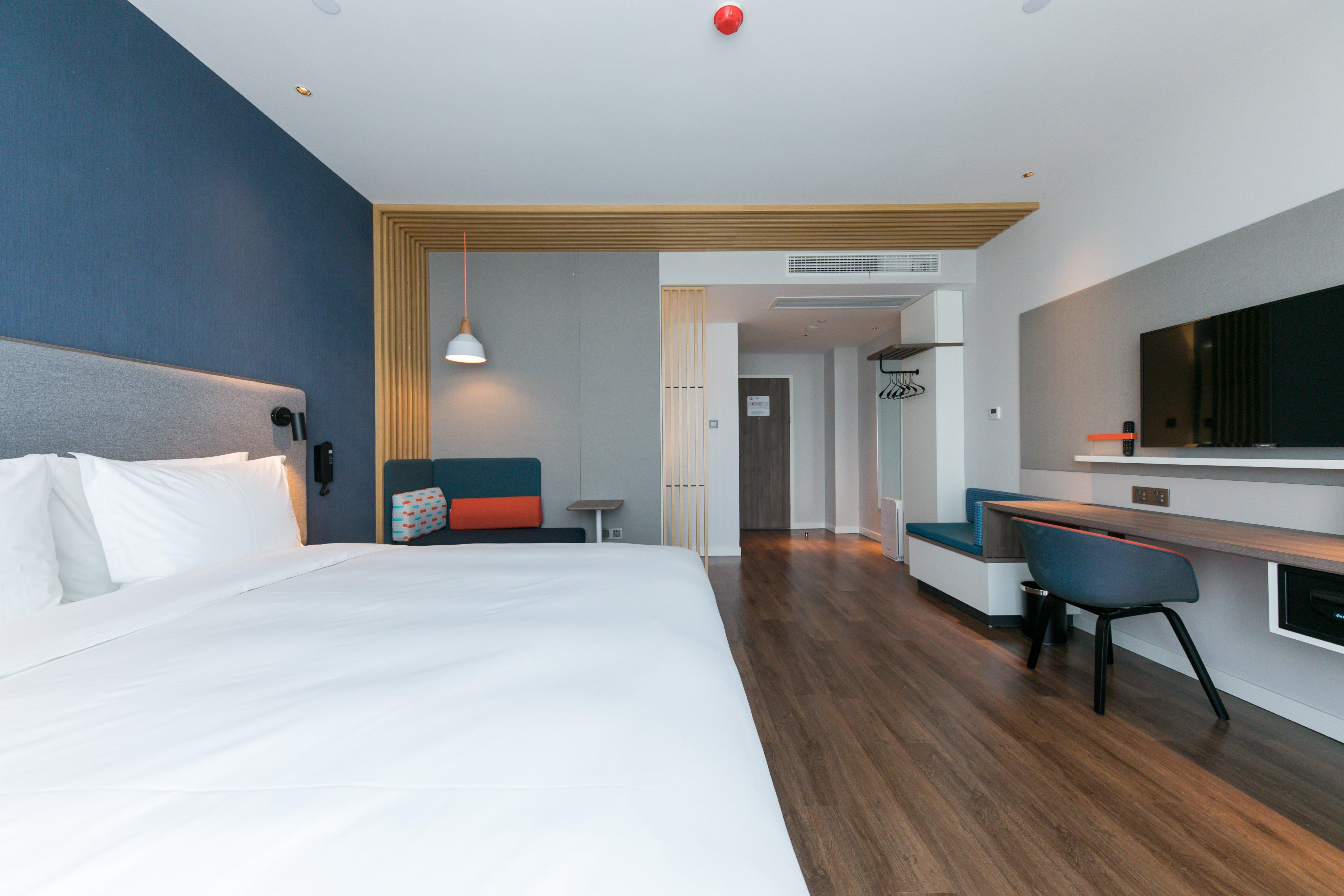 Holiday Inn Express Shanghai Tangzhen By Ihg - 20 Mins To Disney Land Buitenkant foto