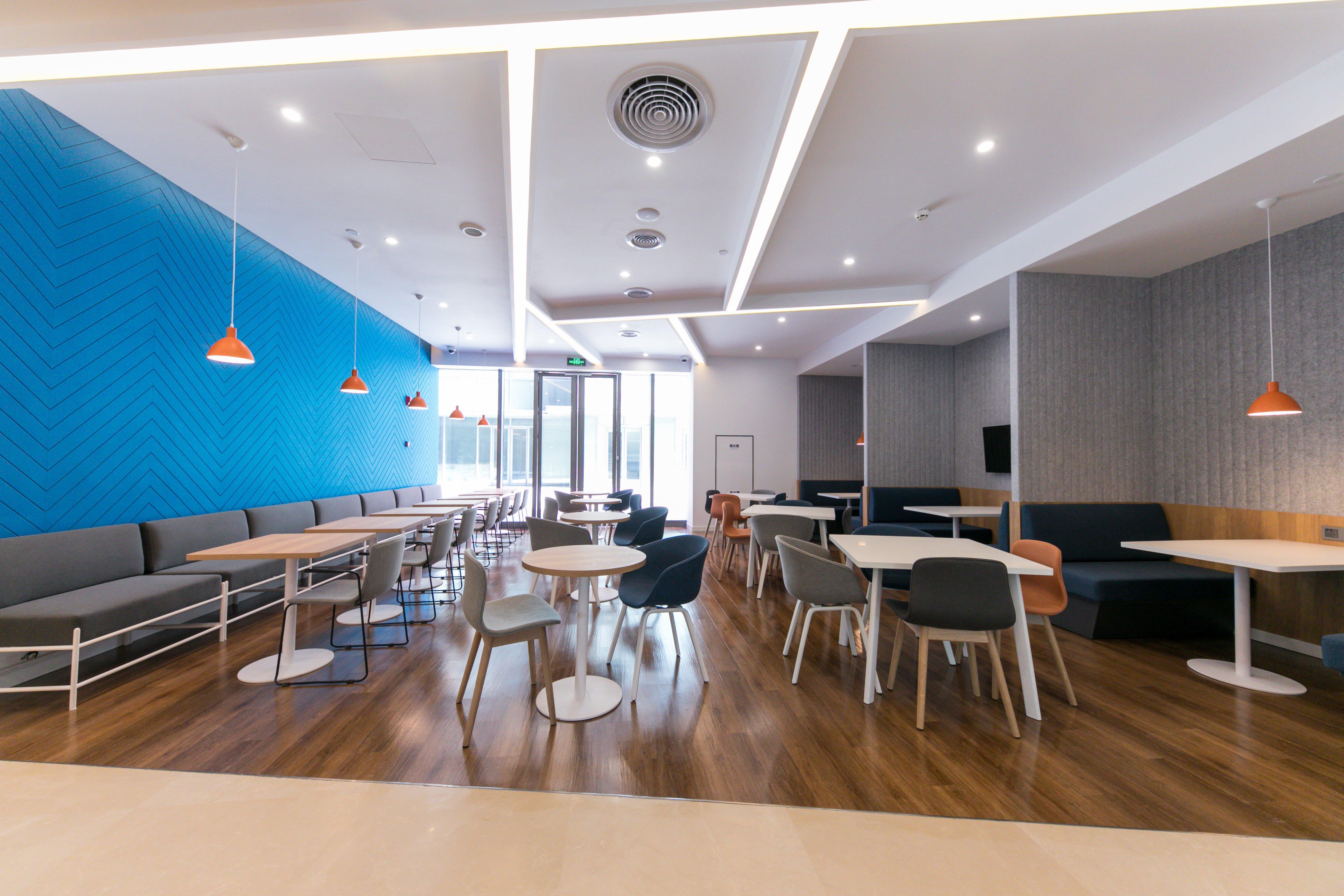 Holiday Inn Express Shanghai Tangzhen By Ihg - 20 Mins To Disney Land Buitenkant foto