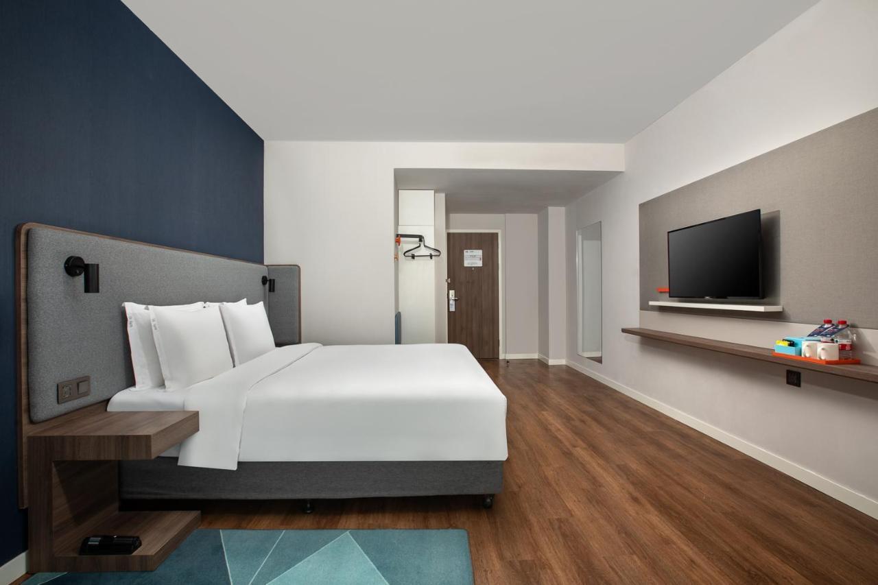 Holiday Inn Express Shanghai Tangzhen By Ihg - 20 Mins To Disney Land Buitenkant foto