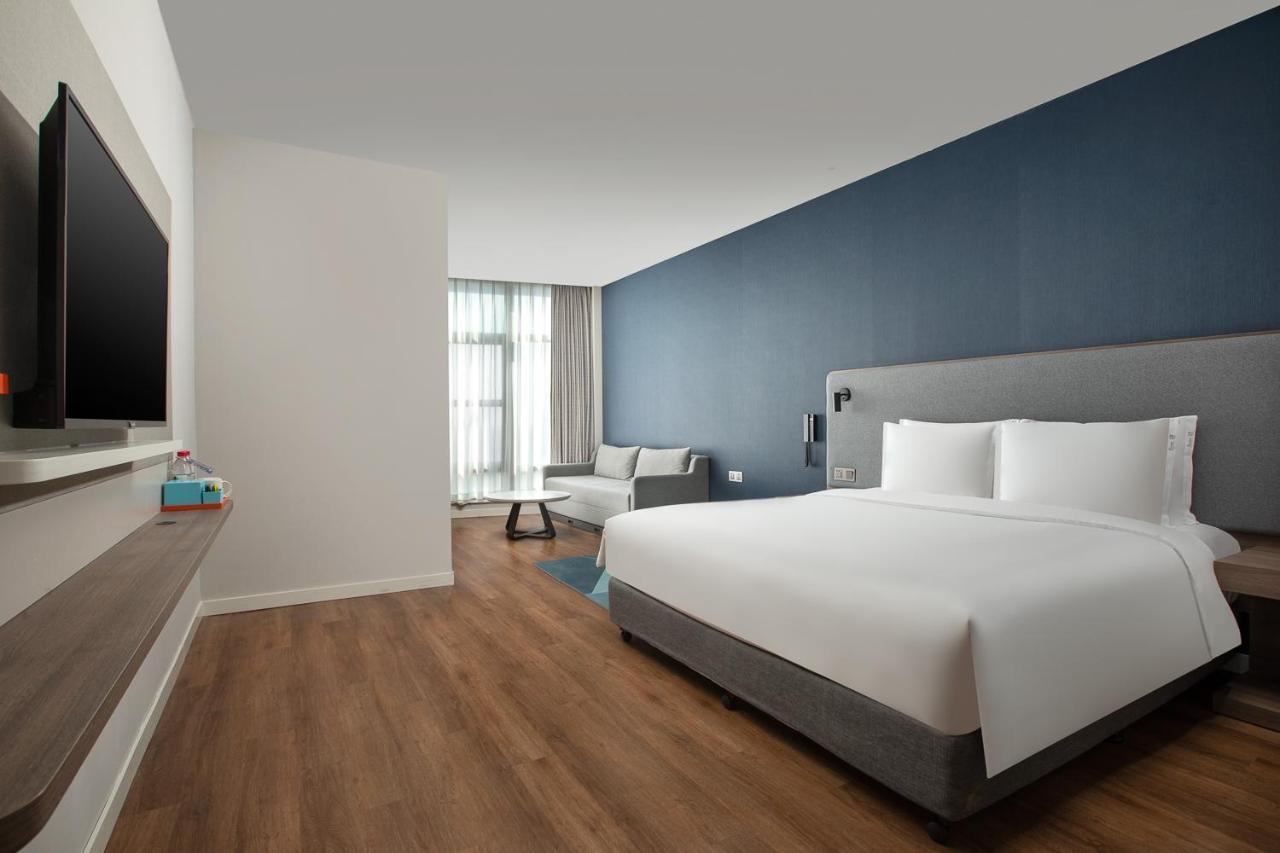 Holiday Inn Express Shanghai Tangzhen By Ihg - 20 Mins To Disney Land Buitenkant foto
